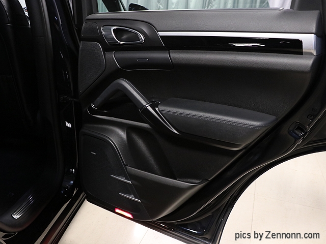 Porsche Cayenne image 25
